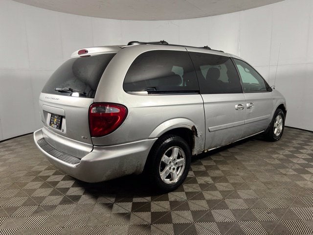 2005 Dodge Grand Caravan SXT