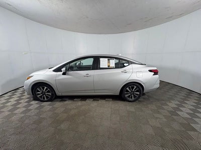 2021 Nissan Versa 1.6 SV