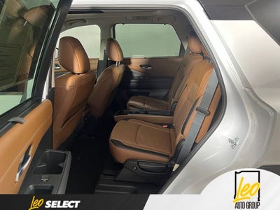 2025 Nissan Pathfinder Platinum