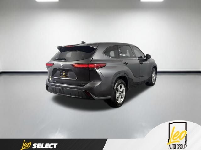 2021 Toyota Highlander LE