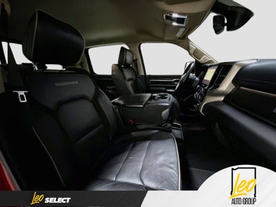 2019 RAM 1500 Laramie Crew Cab 4x4 5'7" Box