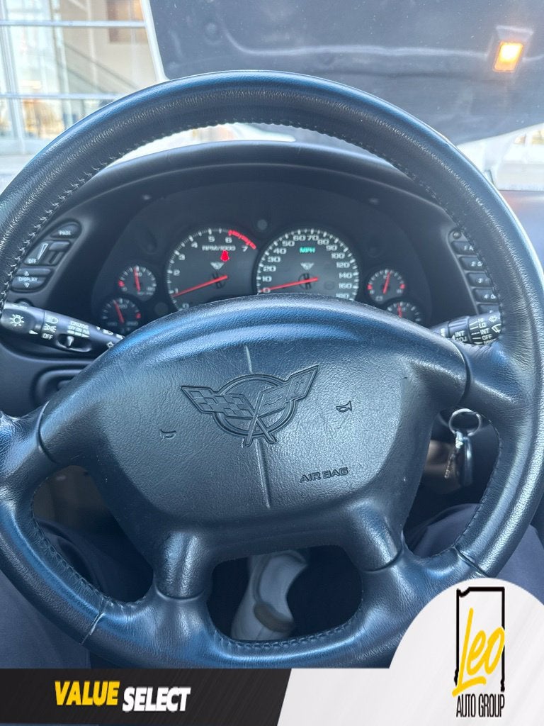 2004 Chevrolet Corvette 2dr Cpe