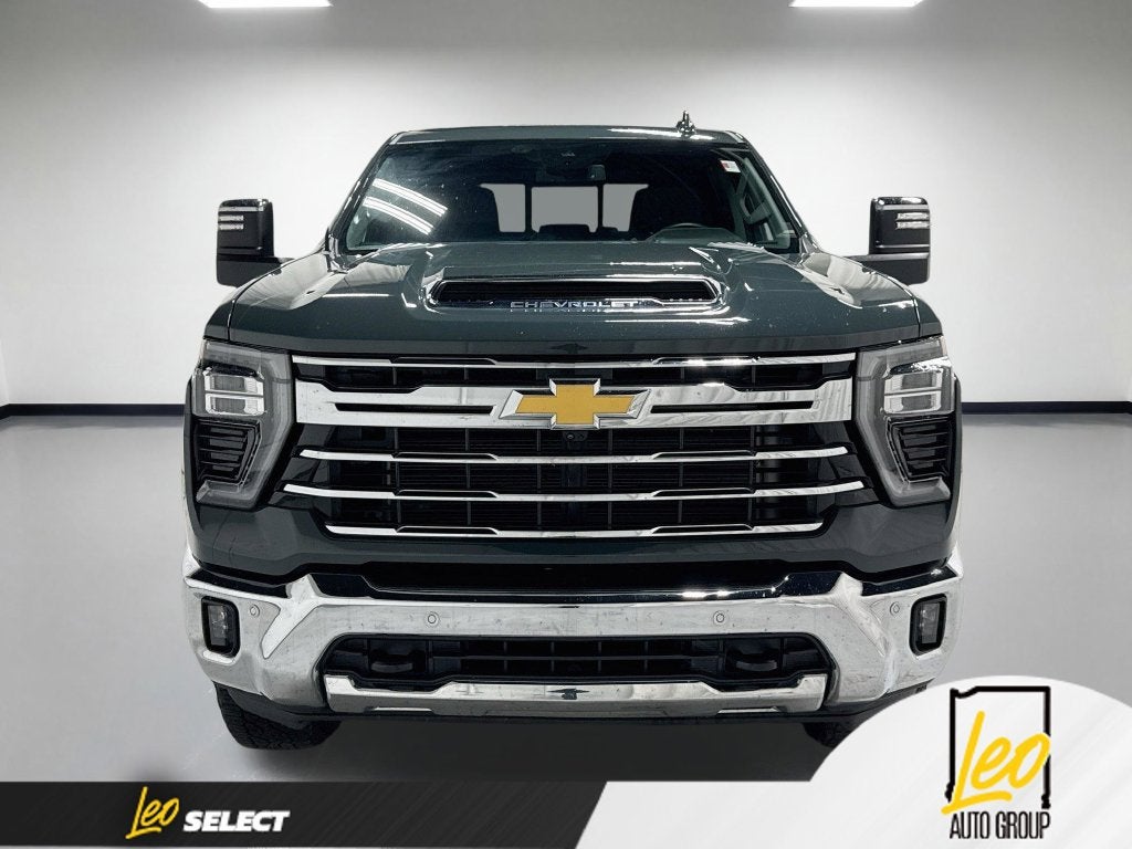 2025 Chevrolet Silverado 3500 HD LTZ