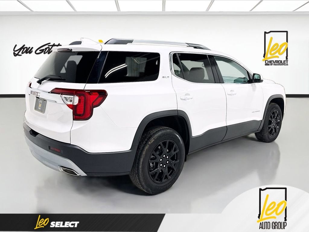 2023 GMC Acadia SLT