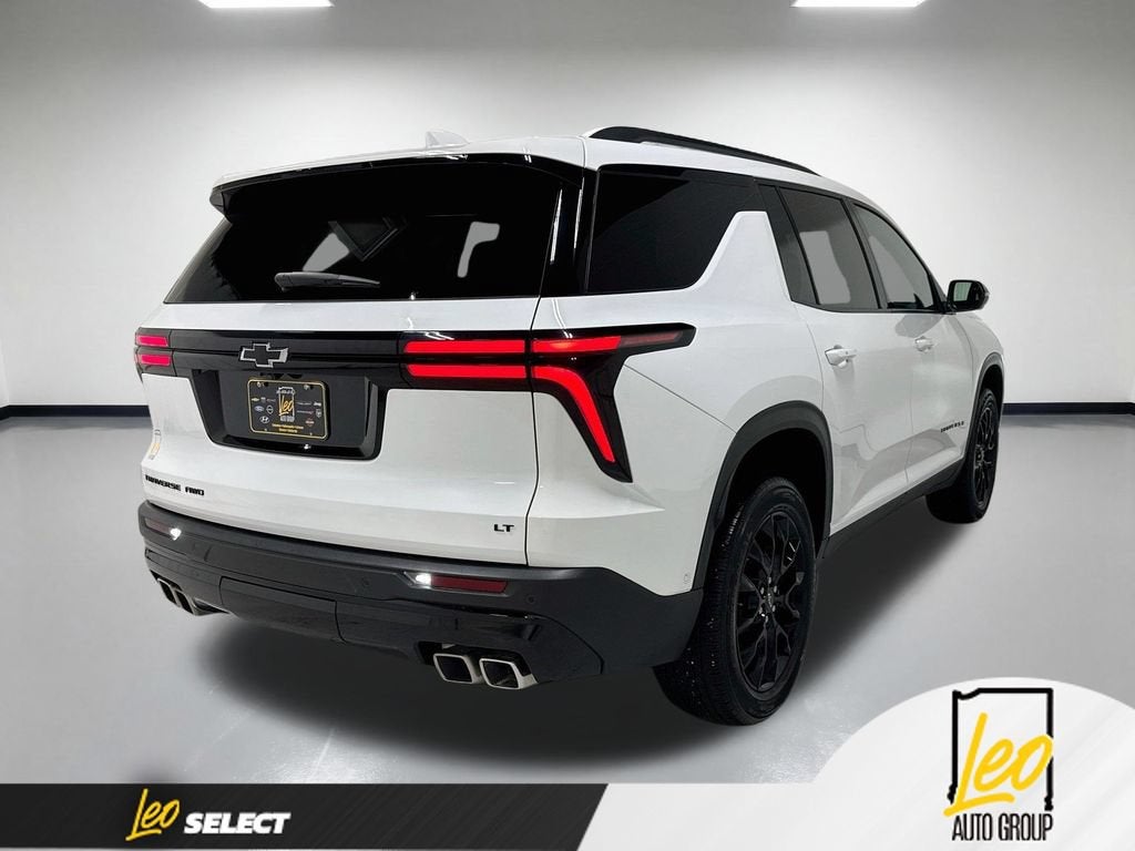 2024 Chevrolet Traverse LT
