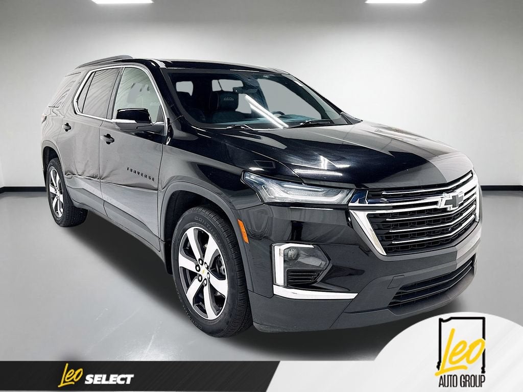 2023 Chevrolet Traverse LT Leather