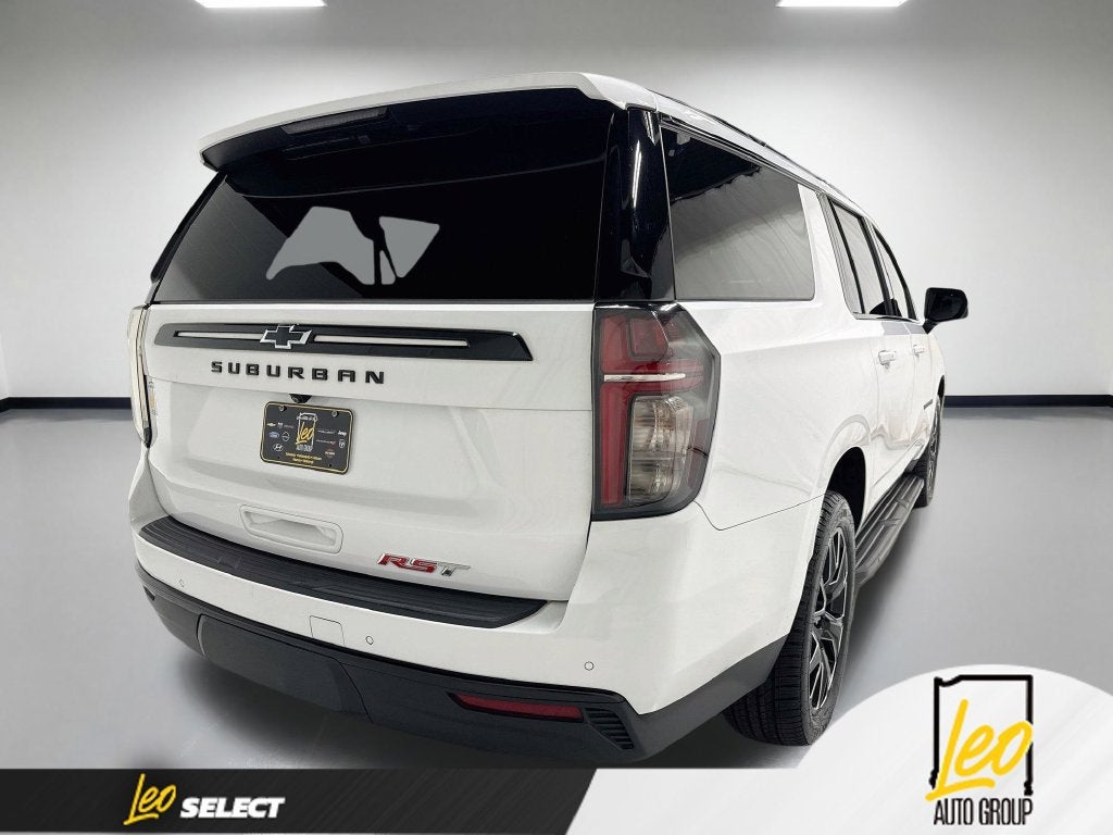 2023 Chevrolet Suburban RST