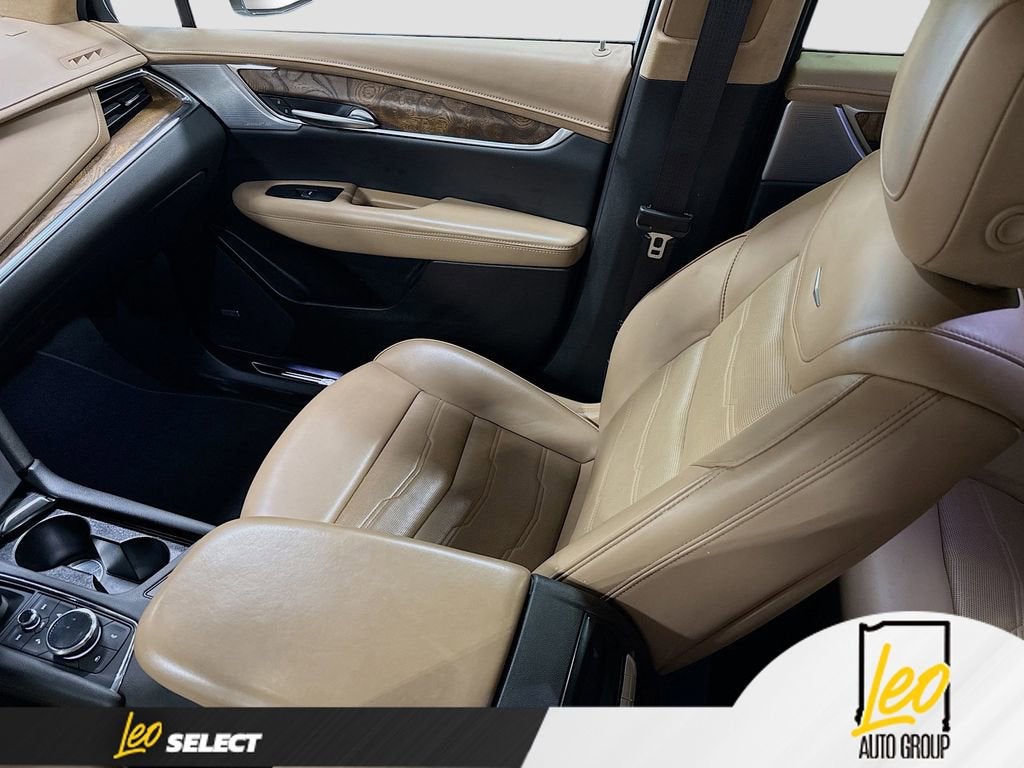2023 Cadillac XT5 Premium Luxury