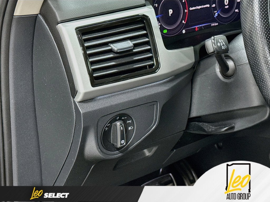 2022 Volkswagen Atlas 3.6L V6 SEL Premium R-Line