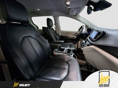 2022 Chrysler Pacifica Hybrid Touring L