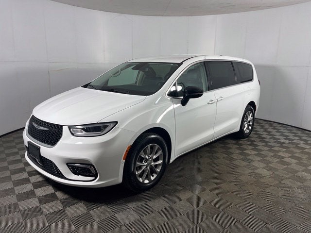 2024 Chrysler Pacifica Touring L AWD