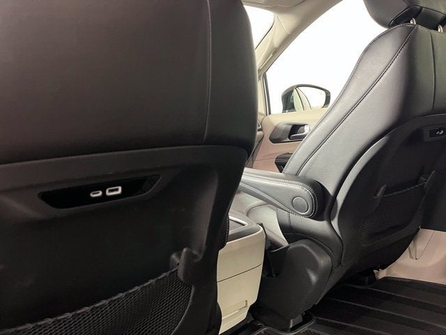 2024 Chrysler Pacifica Touring L AWD