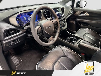 2023 Chrysler Pacifica Limited AWD