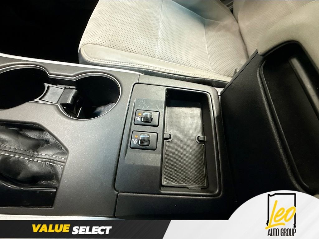 2016 Toyota Camry XLE