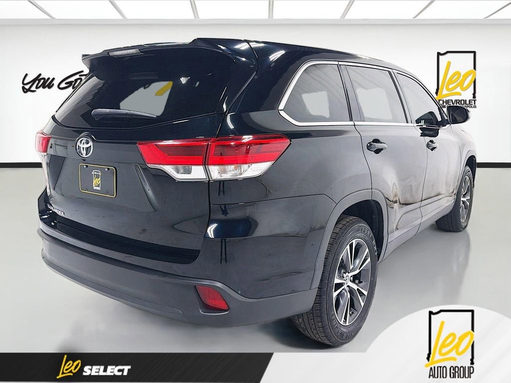 2019 Toyota Highlander LE