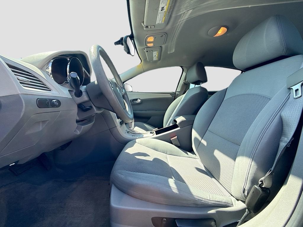 2011 Chevrolet Malibu LS w/1LS