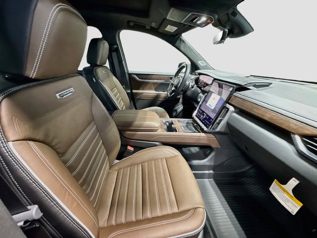 2027 GMC Acadia Denali Ultimate