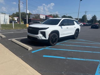 2024 Chevrolet Traverse LT