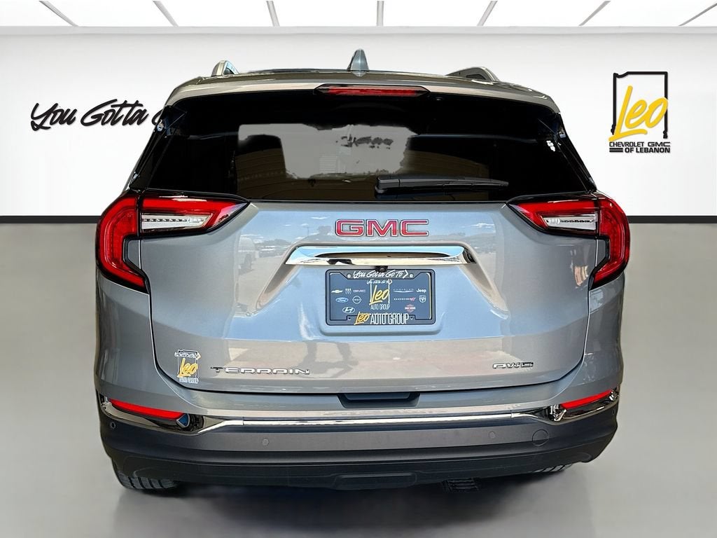 2024 GMC Terrain SLT