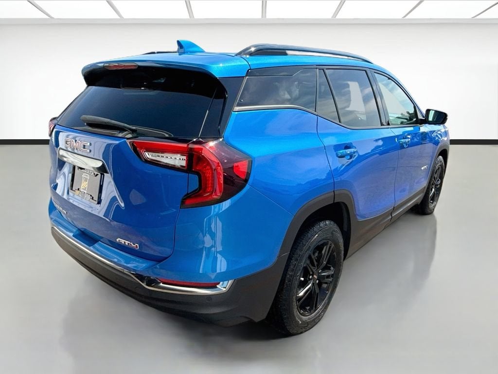 2024 GMC Terrain AT4