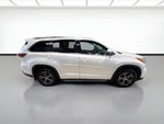 2016 Toyota Highlander XLE V6