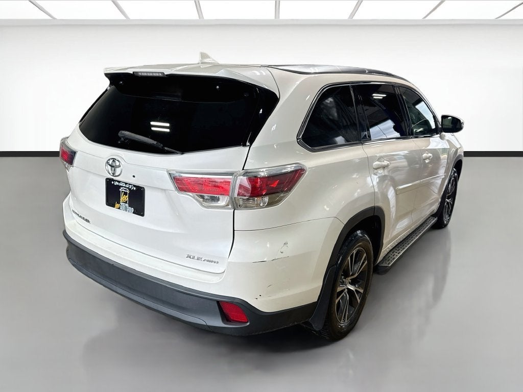2016 Toyota Highlander XLE V6